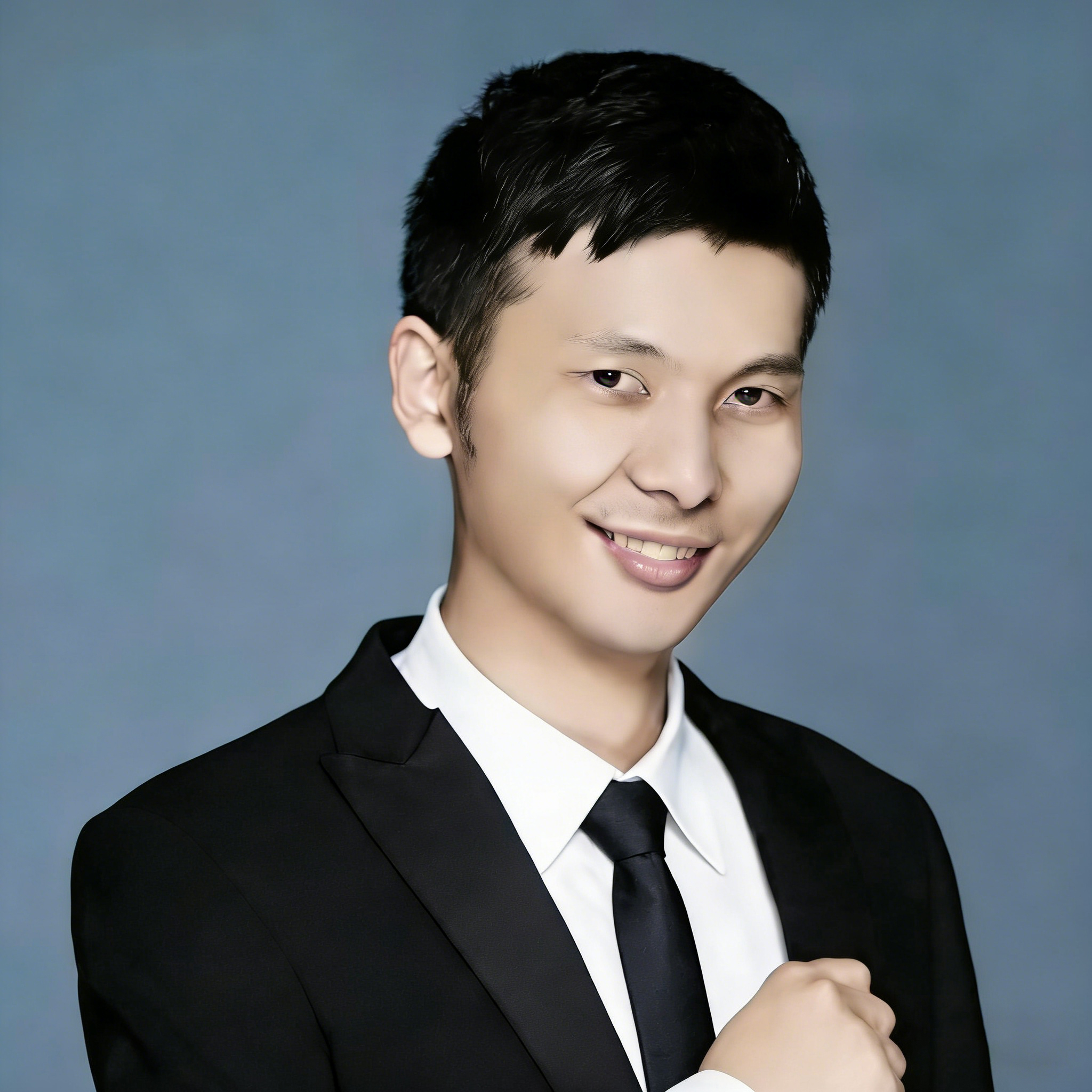 政策顧問易老師